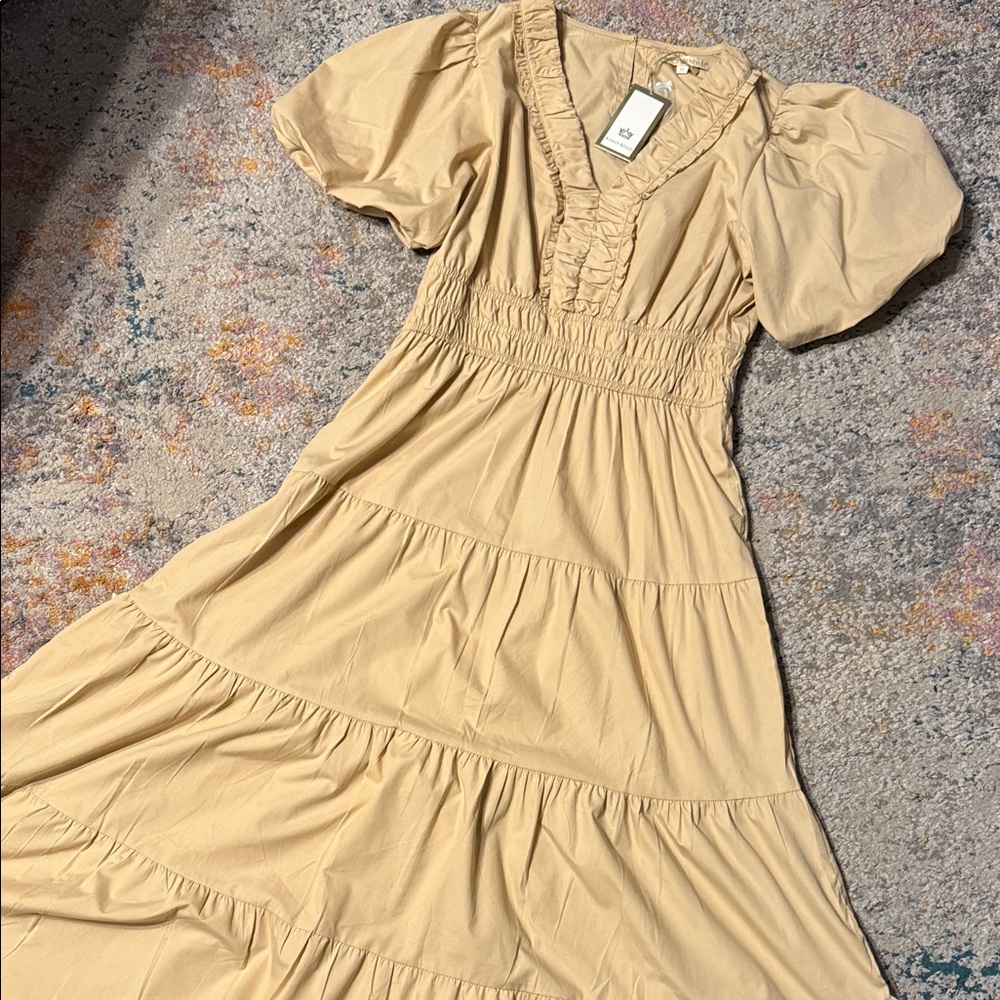 NWT Kings Road Gold Puff Sleeve Maxi Dress M